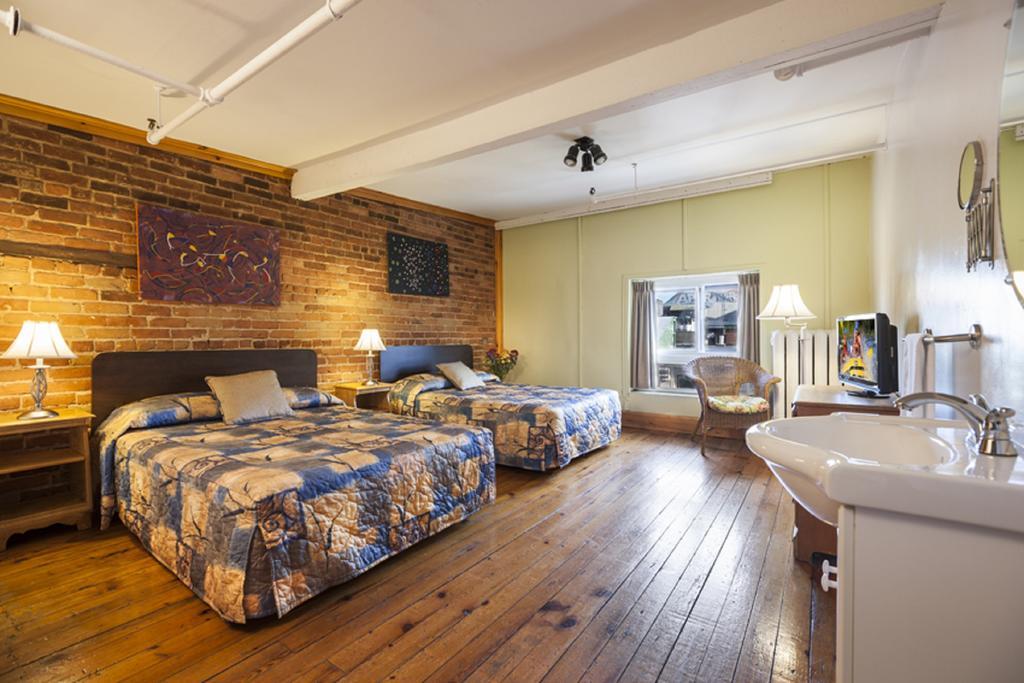 Hotel Abri Du Voyageur Montréal Dış mekan fotoğraf