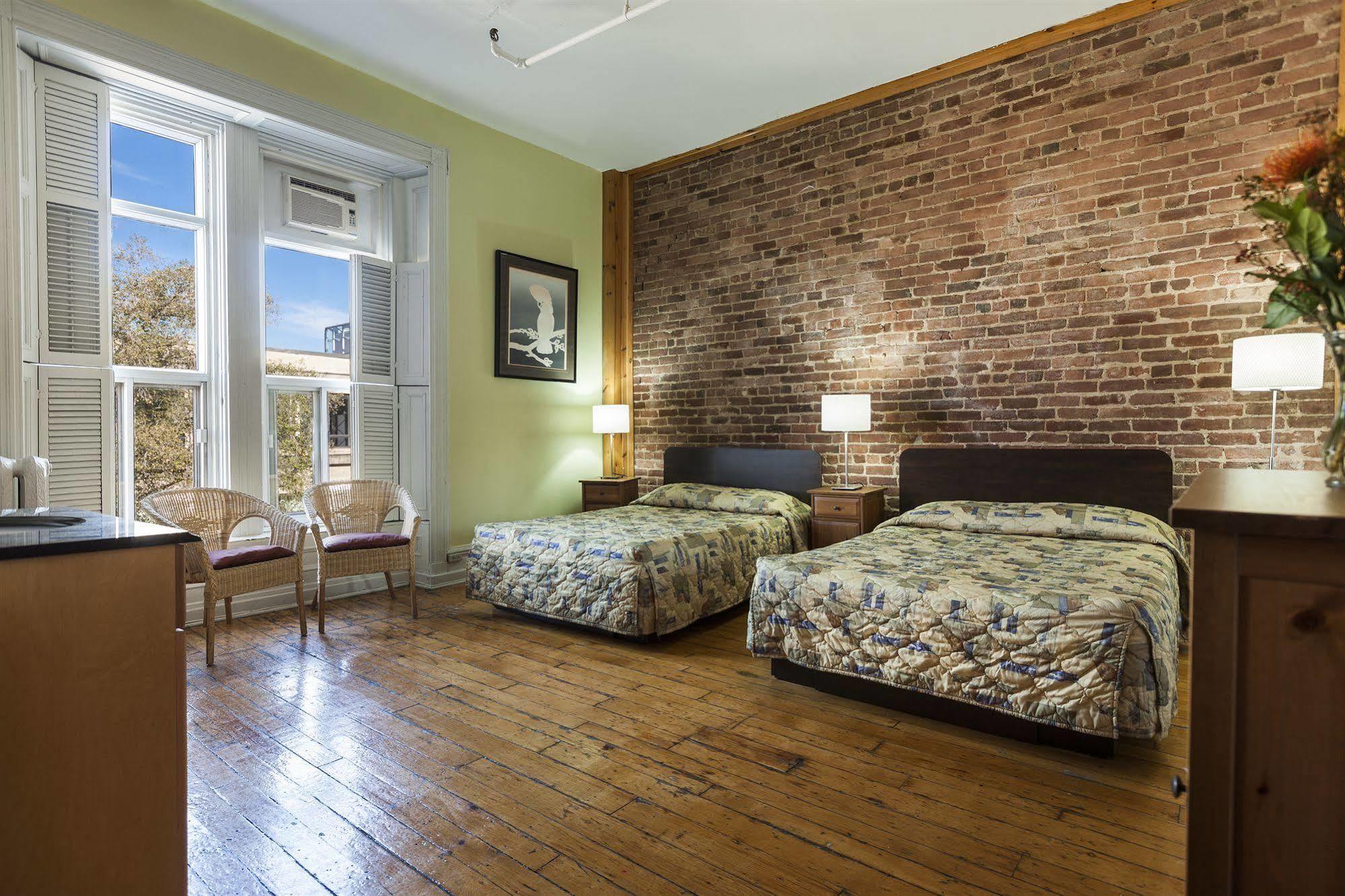 Hotel Abri Du Voyageur Montréal Dış mekan fotoğraf