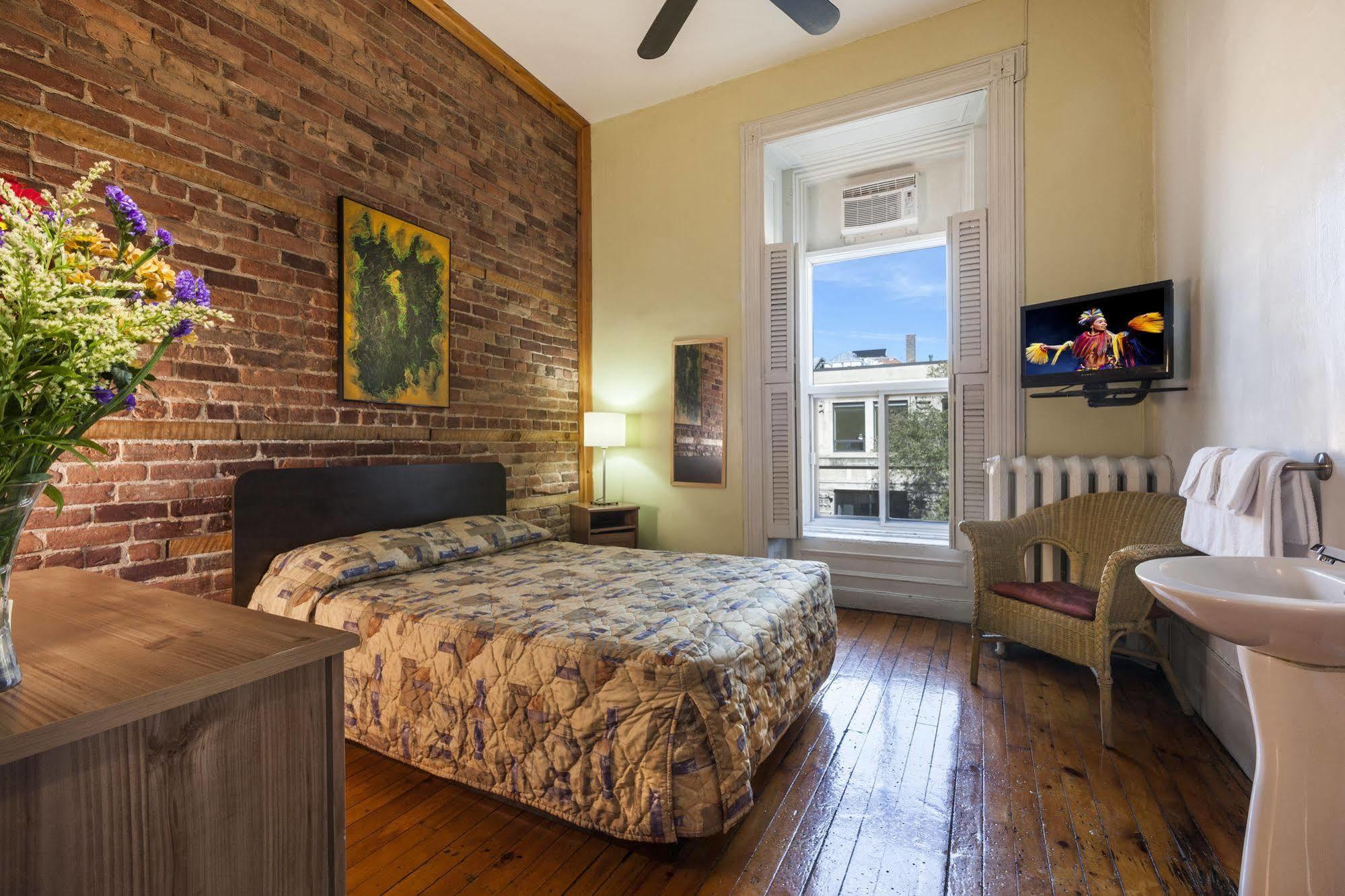 Hotel Abri Du Voyageur Montréal Dış mekan fotoğraf