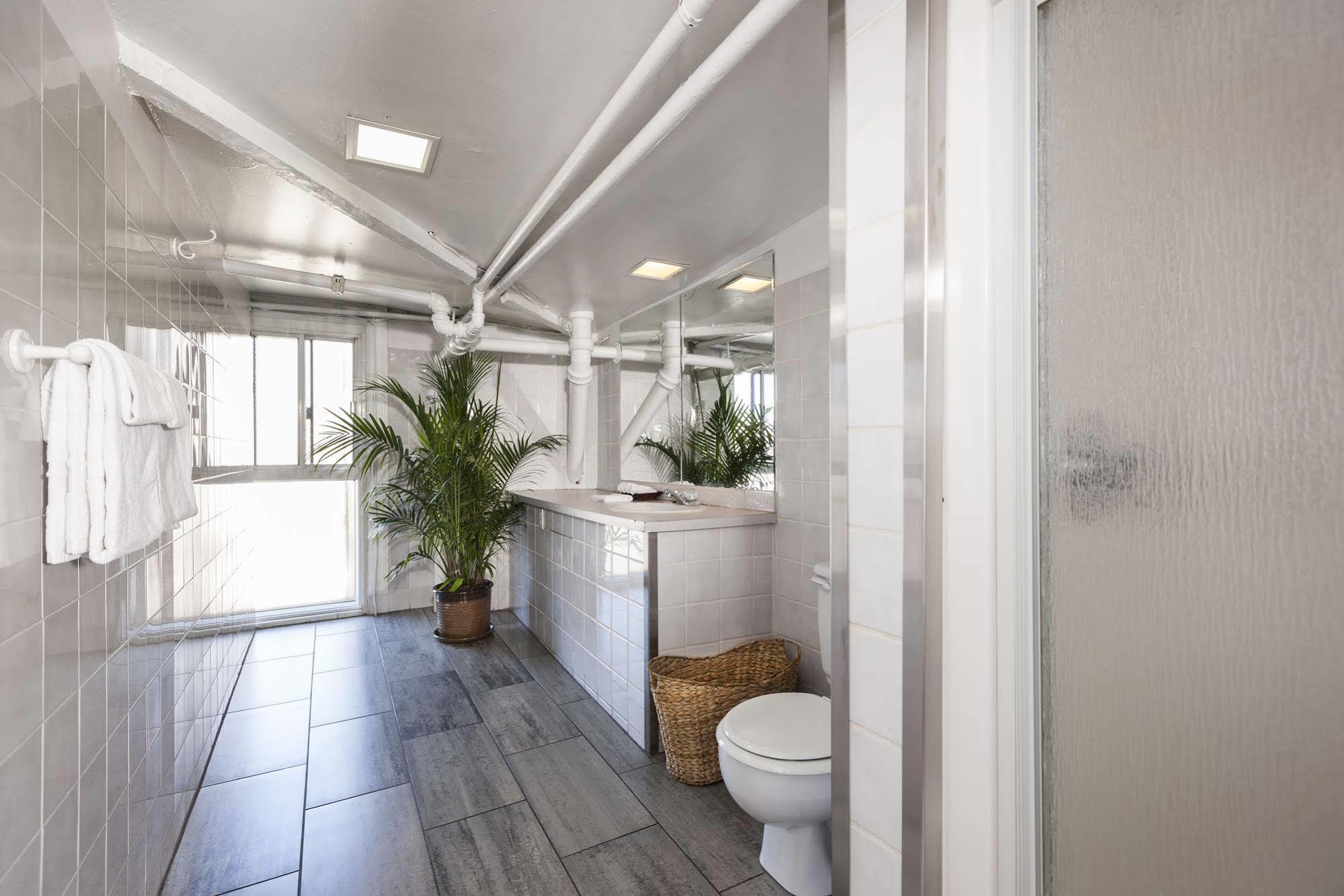 Hotel Abri Du Voyageur Montréal Dış mekan fotoğraf